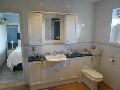 Downsfield Bed And Breakfast