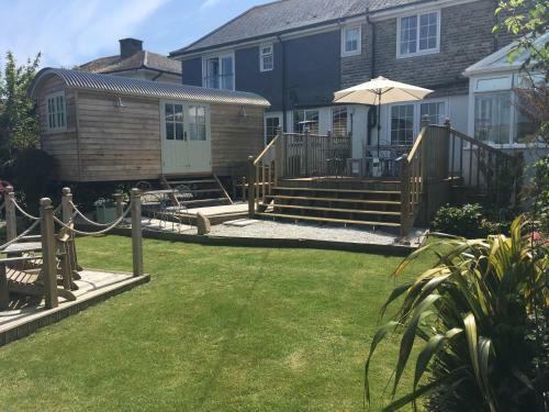 Downsfield Bed And Breakfast