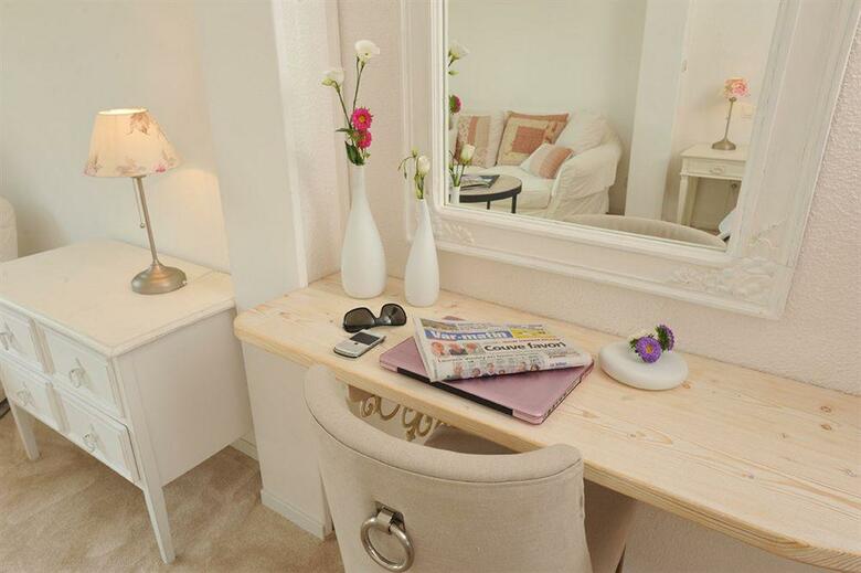Hotel H�tel Font Mourier
