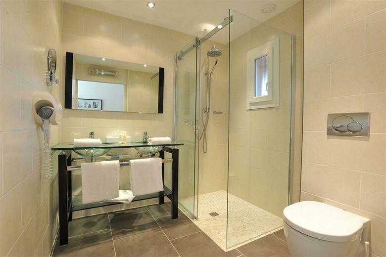 Hotel H�tel Font Mourier