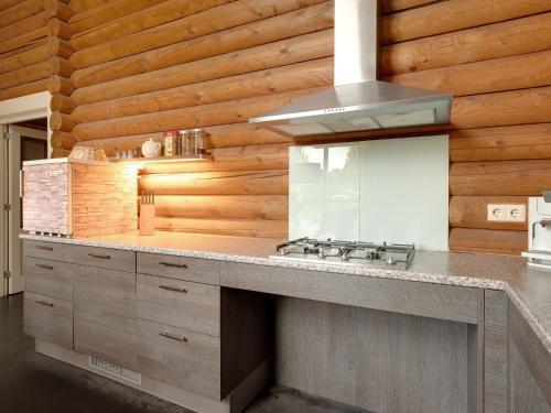 Boutique Holiday Home In Hoge Hexel On Pond