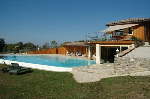 Hostal Domaine Du Tisserand
