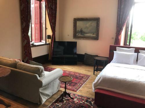 Hostal Ch�teau Camping De La Grange Fort