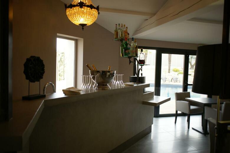 Qualys Hotel Lagrange