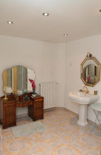 Bed & Breakfast Ch�teau Du Bois De La Noe