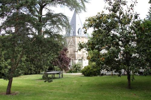 Bed & Breakfast Ch�teau Du Bois De La Noe