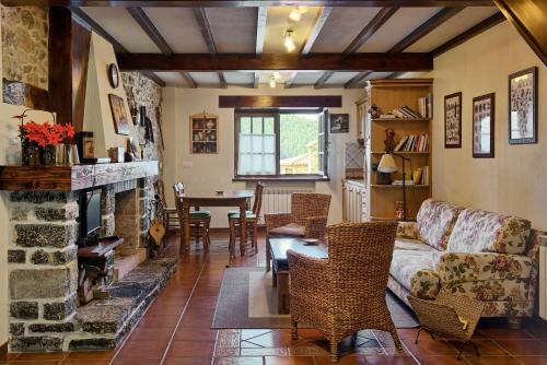 Agroturismo Casa Rural Llugar�n IV