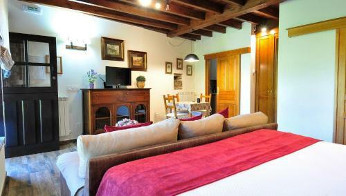 Agroturismo Casa Rural Llugar�n IV