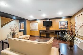 Hotel Clarion Inn Elmhurst - Oakbrook