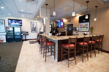Hotel Clarion Inn Elmhurst - Oakbrook