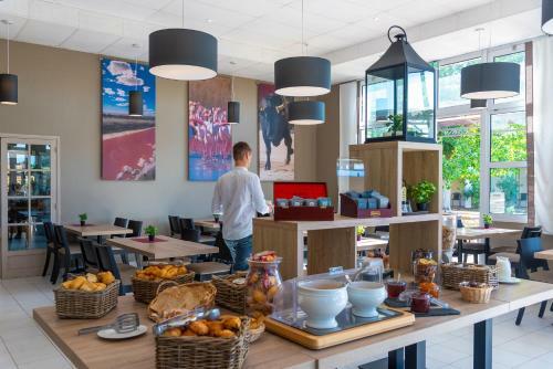 Hotel Le Mas Des Piboul�s