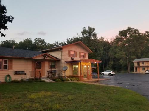 Parkview Motel