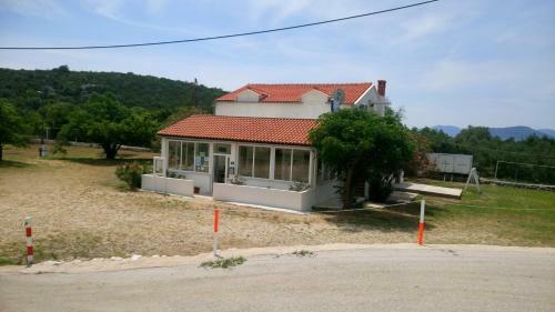Hostal Guesthouse Budima
