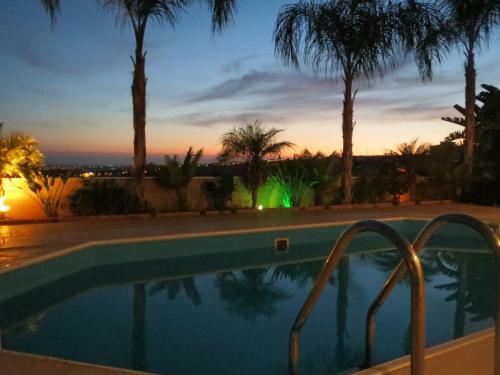 Sunset View Holiday Home
