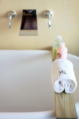 Bed & Breakfast Breezehill Residence