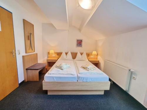 Hostal Schlosspension Landskron