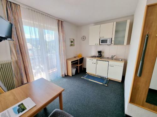 Hostal Schlosspension Landskron