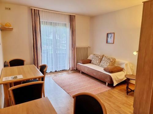 Hostal Schlosspension Landskron