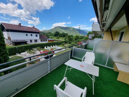 Hostal Schlosspension Landskron