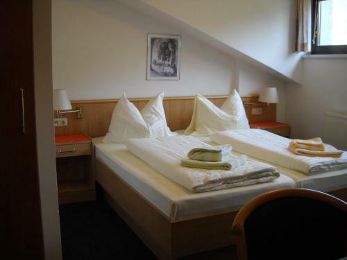 Hostal Schlosspension Landskron