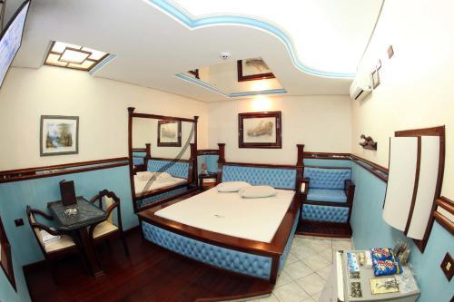 Hotel Motel Le Baron (adult Only)