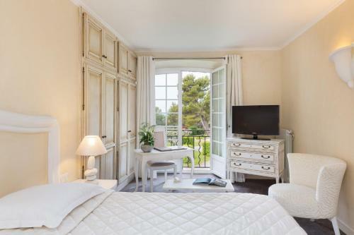 Hotel La Bastide De Tourtour