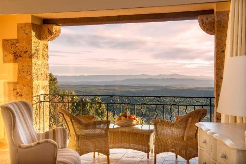Hotel La Bastide De Tourtour