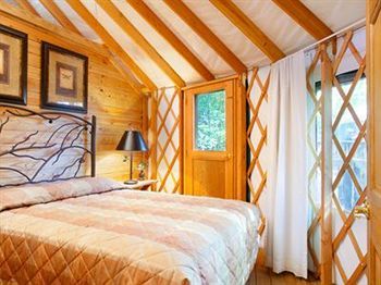 Hotel Shenandoah Crossing