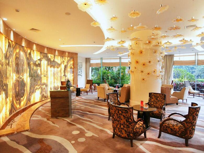 Golden Shining New Century Grand Hotel Beihai