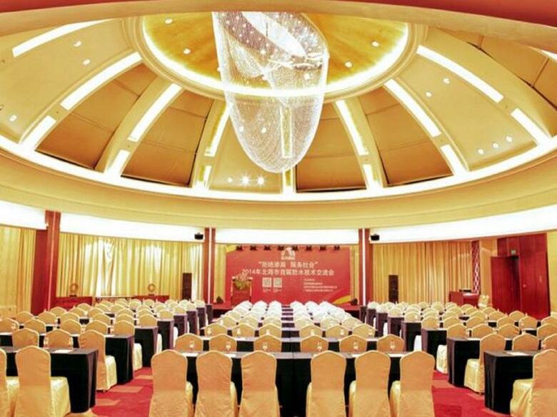 Golden Shining New Century Grand Hotel Beihai