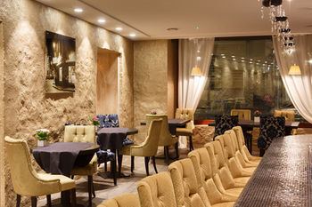 Savoy Boutique Hotel