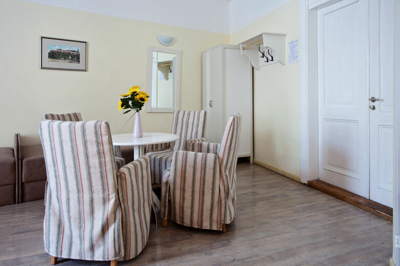 Economy Hotel