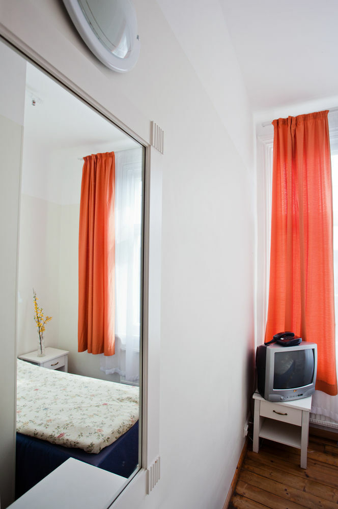Economy Hotel