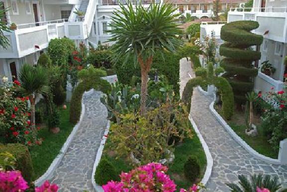 Hotel Louros Beach