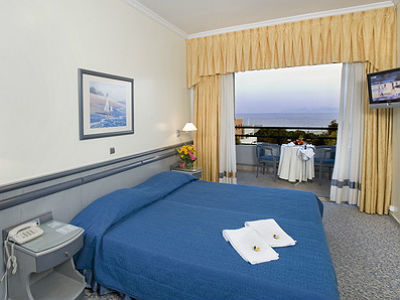 Emmantina Hotel