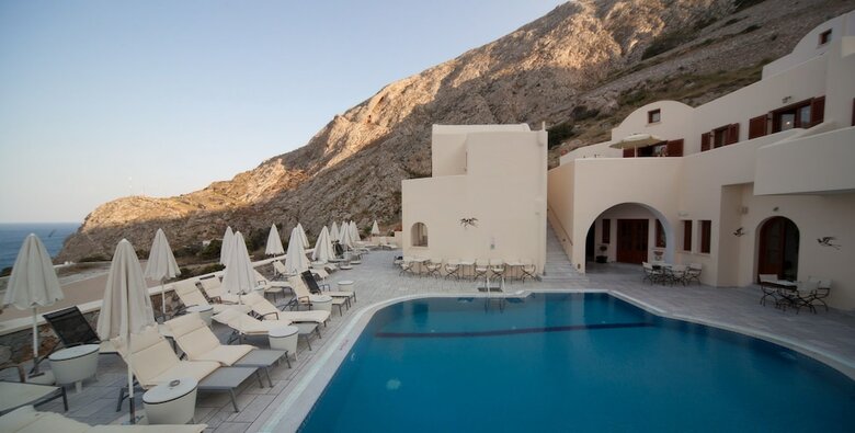 Epavlis Hotel