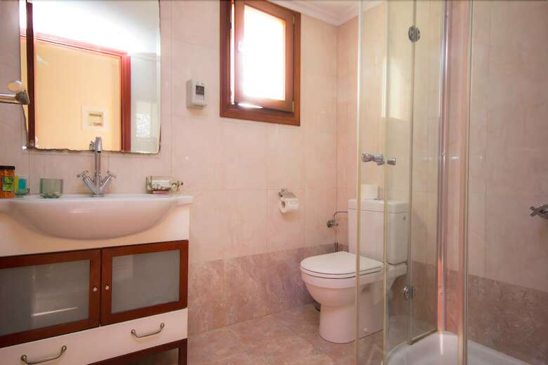 Epavlis Hotel