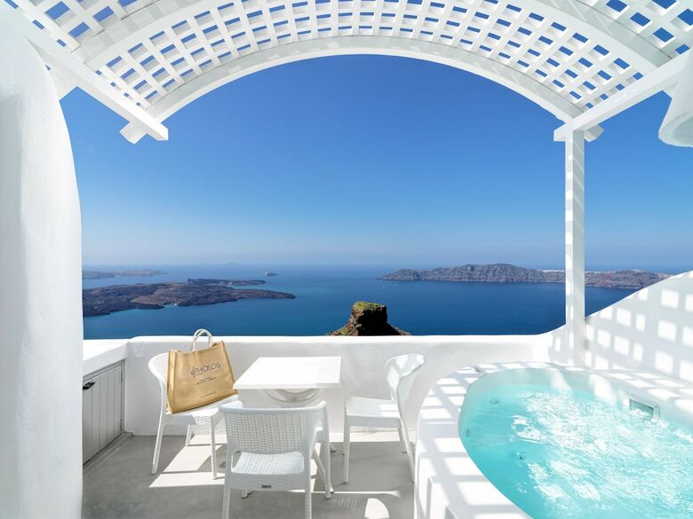 Hotel Tholos Resort