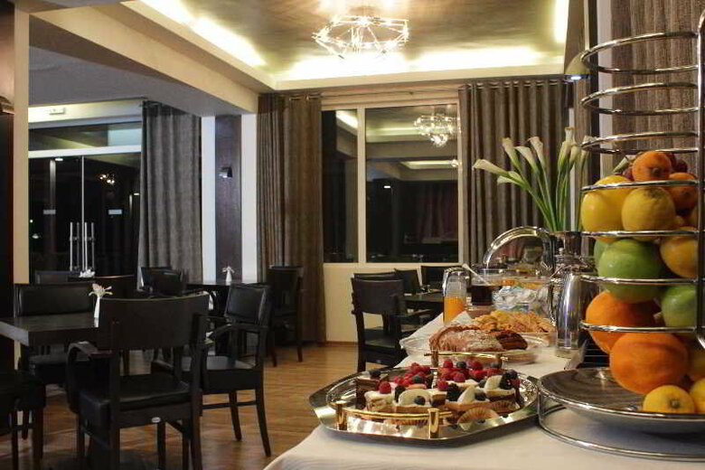 Galaxy Art Hotel