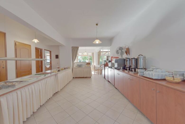 Hotel Marirena