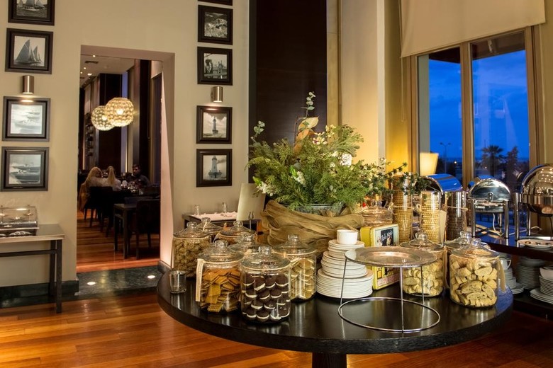 Hotel Gdm Megaron