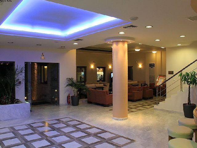 Hotel Creta Palm