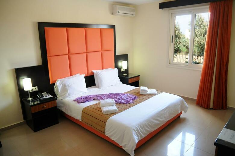Hotel Chrispy World Annexe