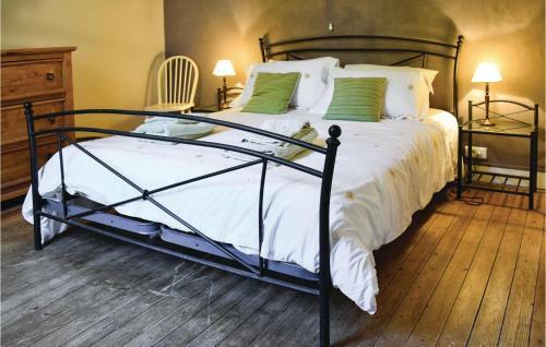 Holiday Home Rue Du Grand Clos