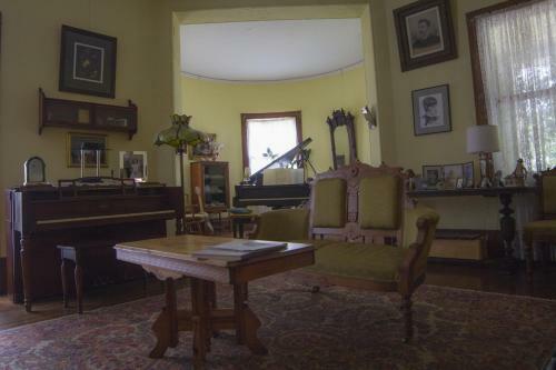 Lehmann House Bed & Breakfast