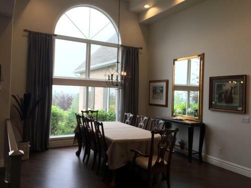 The Stone Gate Inn Bed & Breakfast