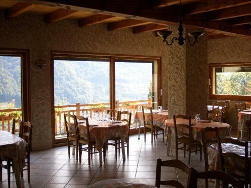 Bed & Breakfast Ferme Auberge Du Bessard