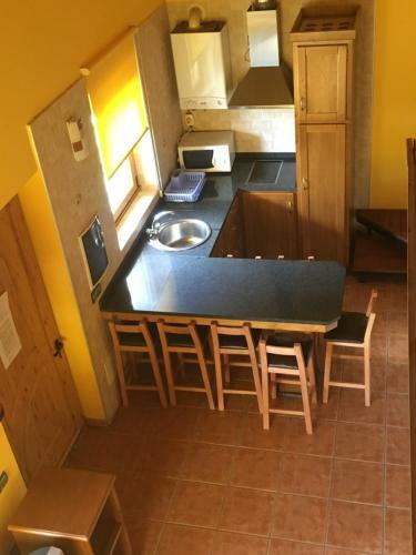 Agroturismo Casa De Monta�a Alto Curue�o