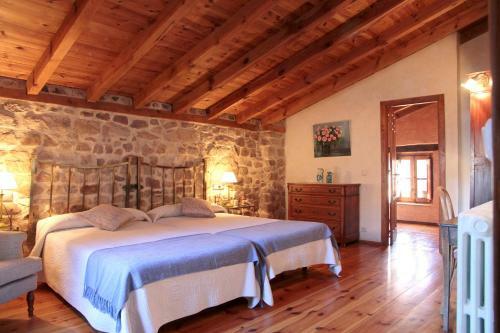 Agroturismo La Casona De El Royo