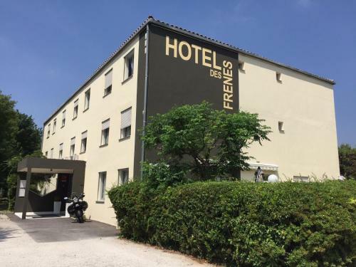 Hotel H�tel Des Fr�nes